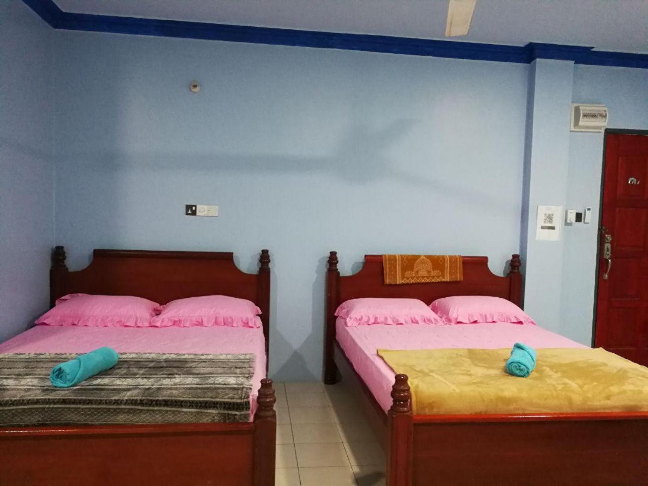 Homestay Koperasi Surau Alfalah เซมปอร์นา ภายนอก รูปภาพ