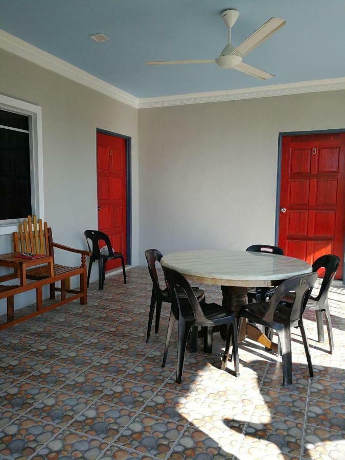 Homestay Koperasi Surau Alfalah เซมปอร์นา ภายนอก รูปภาพ